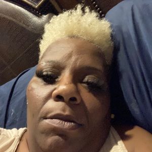 Meet your Posher, Ericka